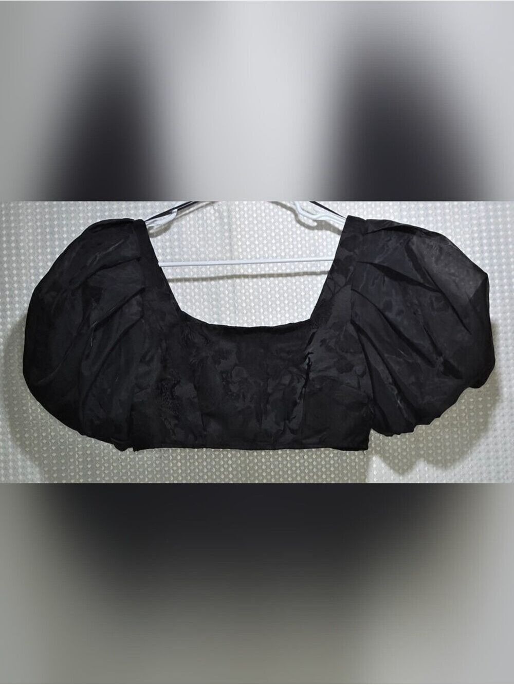 Black Puff Sleeve Crop Top Size 8 Romantic Chic Fairy Goth Modern Feminine - Picture 11 of 11